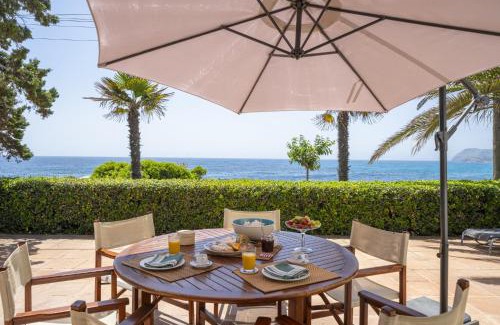 Cala Ratjada Ski Chalet | Casa Morant in front of the sea