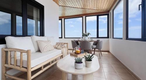 Tias Villa | Casa Morro De La Molina
