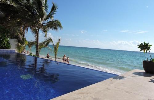 Playacar Fase I Villa | Casa Moskito
