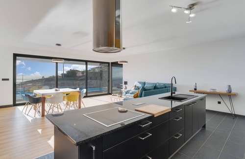 Estreito da Calheta House | Casa Mozart II