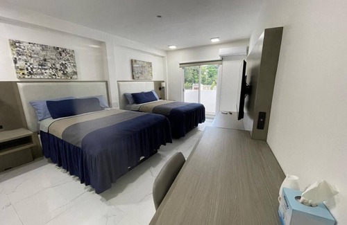 Alfredo V. Bonfil House | Casa Muranta