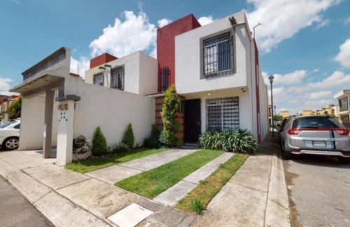 Toluca House | Casa muy acogedora y cómoda! cerca Pegaso, Aeropuerto y zona industrial Toluca