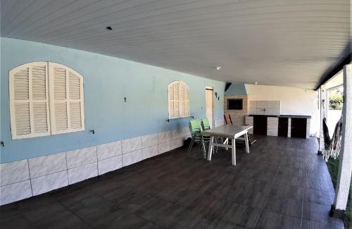 Palhoca House | Casa na praia da Pinheira