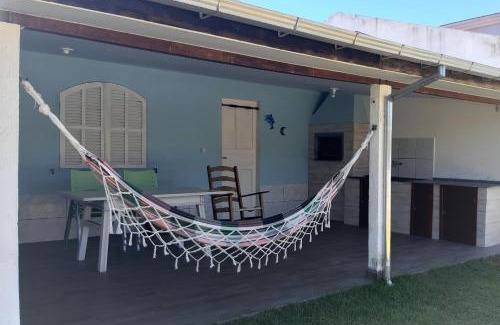 Palhoca House | Casa na praia da Pinheira