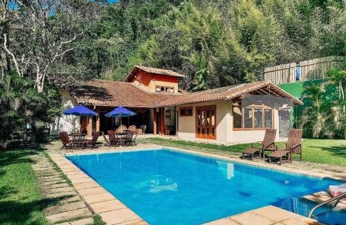 Petropolis House | Casa na Serra com 7 Suites em Correas - Petrópolis