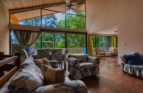 Cerro Azul House | Casa Naranja en Cerro Azul
