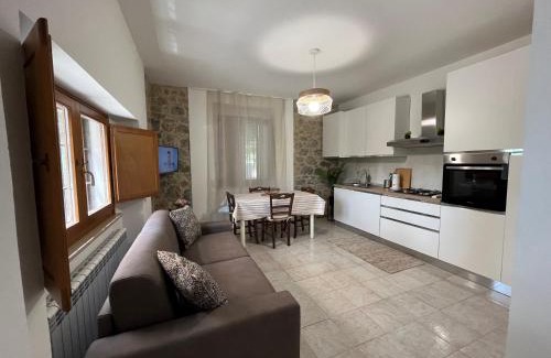Passignano sul Trasimeno Apartment | Casa Nella