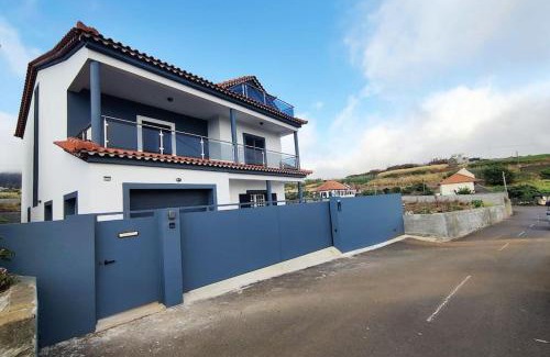 Prazeres House | Casa Neto Jardim
