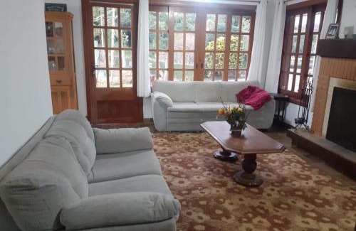 Campos do Jordao Ski Chalet | Casa no Capivari
