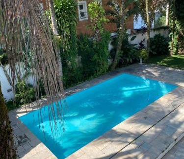 Balneario Praia do Pernambuco House | Casa no Guarujá com Piscina