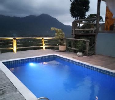 Itamambuca House | Casa no morro do Itamambuca com vista incrível