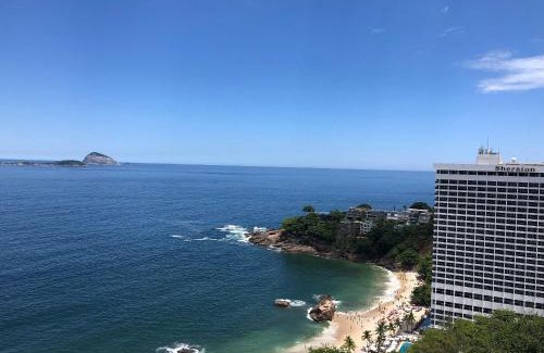Leblon House | Casa no Vidigal com vista incrível para o Mar