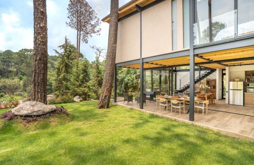 Valle de Bravo Villa | CASA NUEVA en Avandaro rodeada de Naturaleza