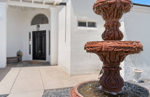 Paradise Hills Civic House | Casa Nueva Vistas