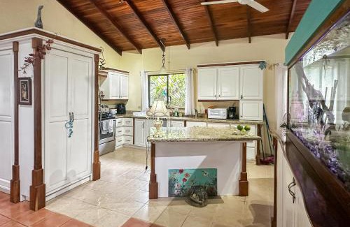 Puerto Jimenez Villa | Casa Oasis in the center of Puerto Jimenez
