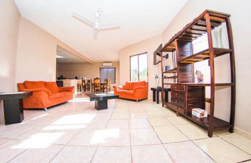 Mayto House | Casa Ohana, Mayto