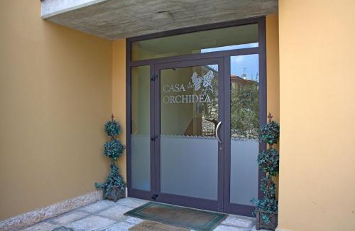 Torri del Benaco Apartment | Casa Orchidea Apartments