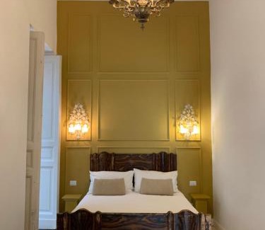 Quartieri Spagnoli Apartment | Casa Orlanda