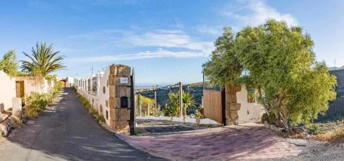 Ingenio House | Casa Oronado