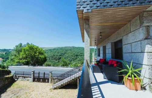 Entrimo House | Casa Ourense Guxinde