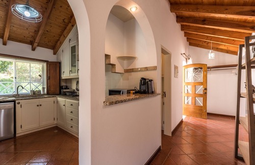 Albardeira Villa | Casa Oxala - Stunning detached character Villa set in picturesque gardens.