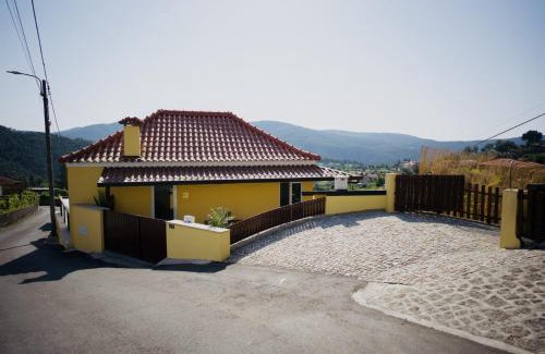 Castelo de Paiva House | Casa Pão de Ló Vale S Domingos