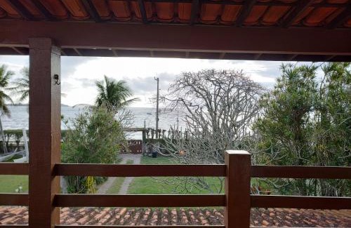 Sao Pedro da Aldeia House | Casa pé na areia - 4m da praia!