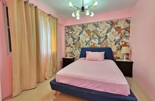Alfonso House | Casa Pabugnaw Spacious Exclusive Vacation Home with Pool near Tagaytay