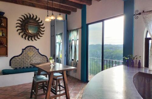 La Cruz de Huanacaxtle Apartment | Casa Pajaros Balcony