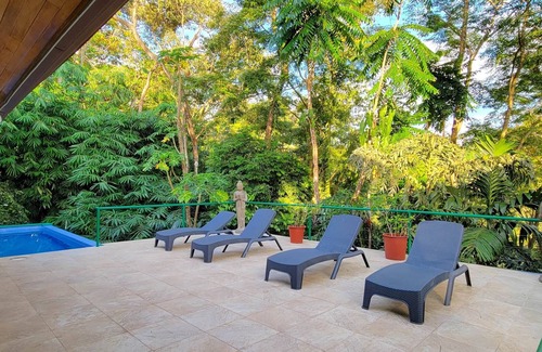 Valle Pura Vida House | Casa Paraíso en la Jungla, 4 Bedroom, Canopy level home