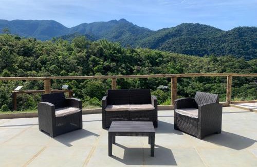 Cachoeiras de Macacu Ski Chalet | Casa para temporada em meio à natureza.