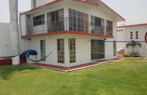 Oaxtepec House | Casa Pariso with the Great Alberca Oaxtepec Mor