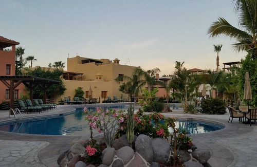 Loreto House | Casa Patricia by Casago