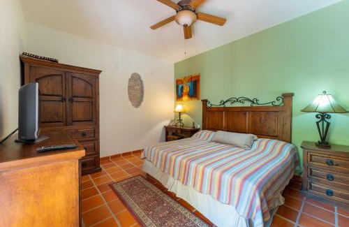 Nopolo House | Casa Patricia