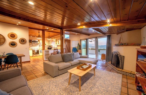 Ensenada House | CASA PATRON - Cozy fun on the beach