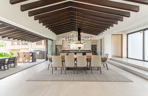 San Jose del Cabo House | Casa Paz ~ Upscale Designer Retreat ~ Pool ~ Hot Tub ~ Ocean Views