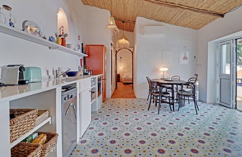 Gorjoes Villa | Casa Pedra 2 Bedroom Country House