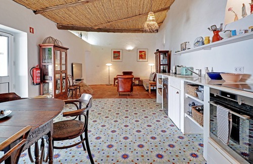 Gorjoes Villa | Casa Pedra 2 Bedroom Country House