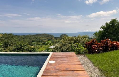 Las Escobas del Venado House | Casa Pelícano - Tropical house w' private pool and ocean views