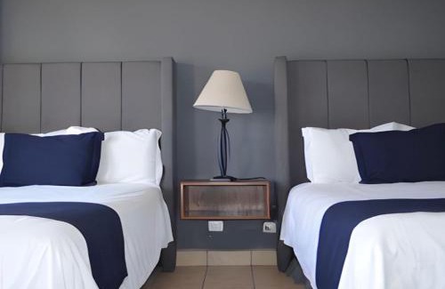 Ensenada Hotel | Casa Petri Hotel