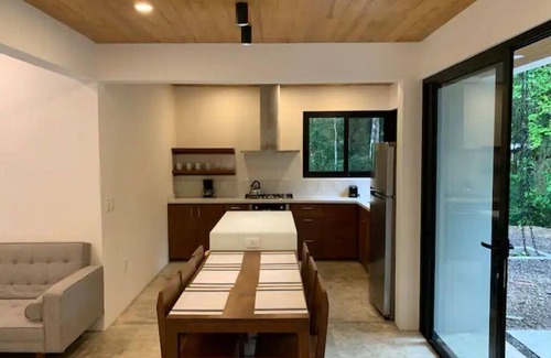 Mal Pais Resort | Casa Pez Galló Mal Pais 3BD Beach House