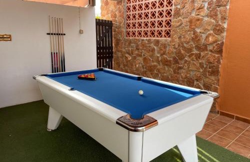 Caleta de Fuste Villa | Casa Piedra, Luxury Family Front Line Golf, Hot Tub,Pool Table, 8 pers, Caleta de Fuste