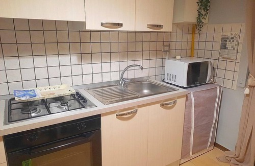 Castellammare di Stabia Apartment | Casa Pistillo: A welcoming apartment situated in a central location, at a short distance from the beach, with Free WI-FI.
