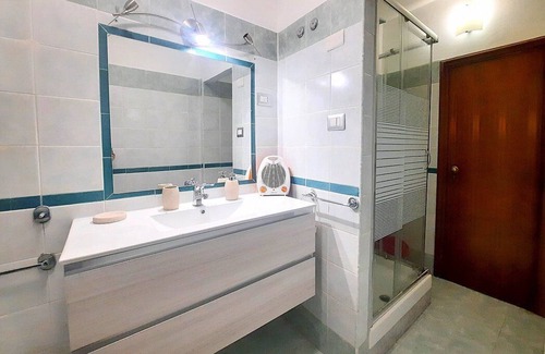 Castellammare di Stabia Apartment | Casa Pistillo: A welcoming apartment situated in a central location, at a short distance from the beach, with Free WI-FI.