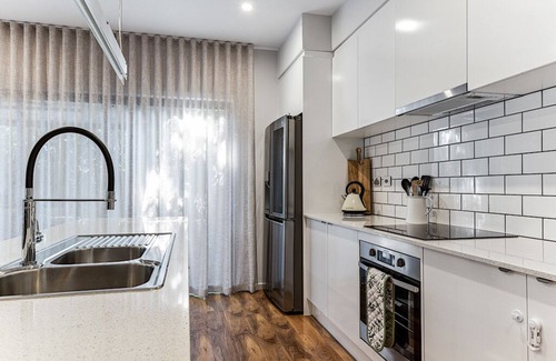Glengowrie House | Casa Piscina - Our Pool House