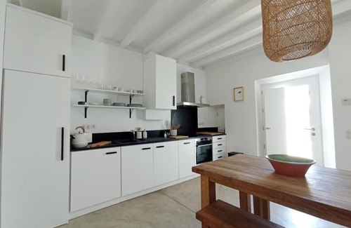 Bordeira House | Casa Pitchoun: peaceful house on Vicentine Coast