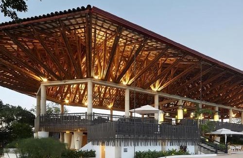 Ricaurte Villa | Casa Privada en Exclusivo Club Privado