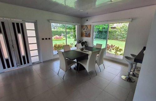 Villavicencio Villa | Casa Quinta Las Palmas