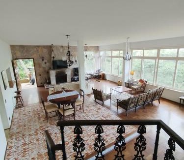 Araras House | Casa Quintal Massucatte