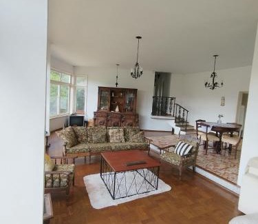 Araras House | Casa Quintal Massucatte